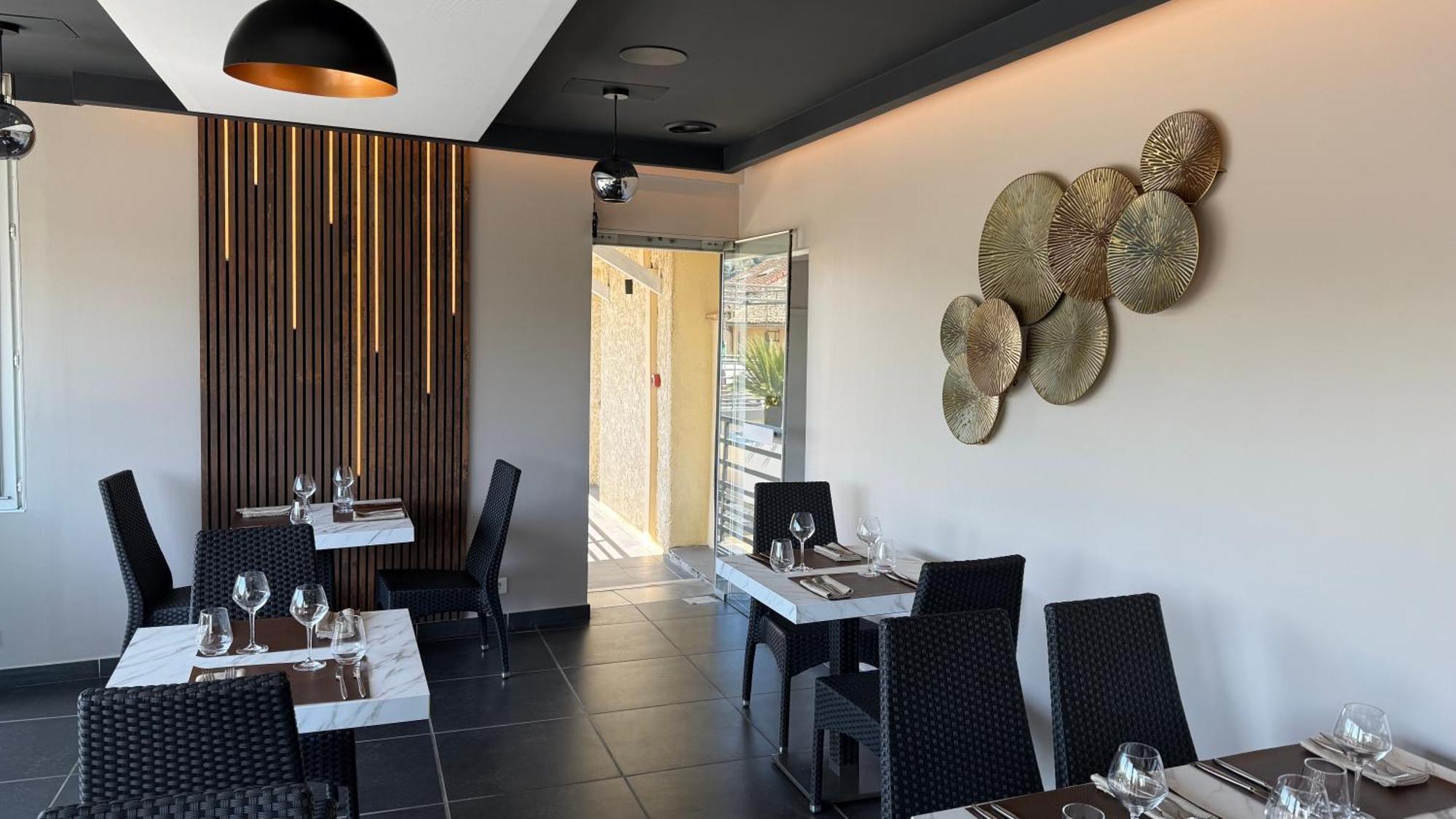 Logis Hotel Restaurant Bellevue Saint-Martin-dʼArdèche Kültér fotó
